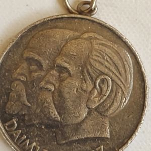 Good evening my beauties! 😘❤️ So today I checked on my 75th anniversary medal